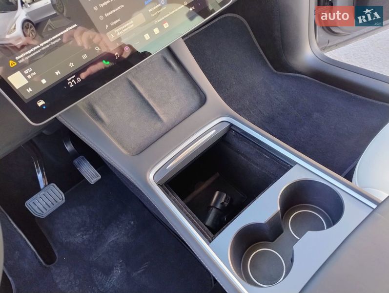 Внедорожник / Кроссовер Tesla Model Y 2024 в Житомире фото 30 Внедорожник / Кроссовер Tesla Model Y 2024 в Житомире