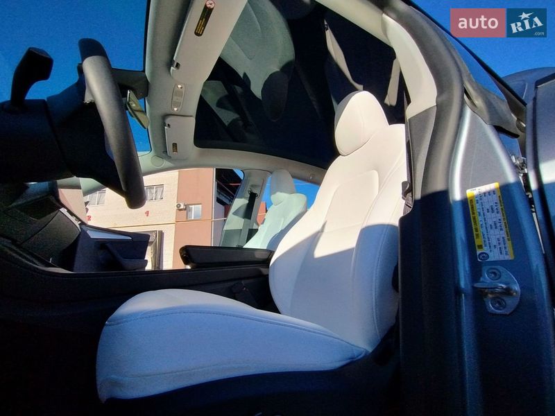 Внедорожник / Кроссовер Tesla Model Y 2024 в Житомире фото 36 Внедорожник / Кроссовер Tesla Model Y 2024 в Житомире