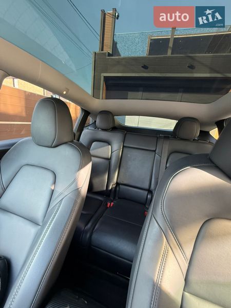 Позашляховик / Кросовер Tesla Model Y 2023 в Одесі