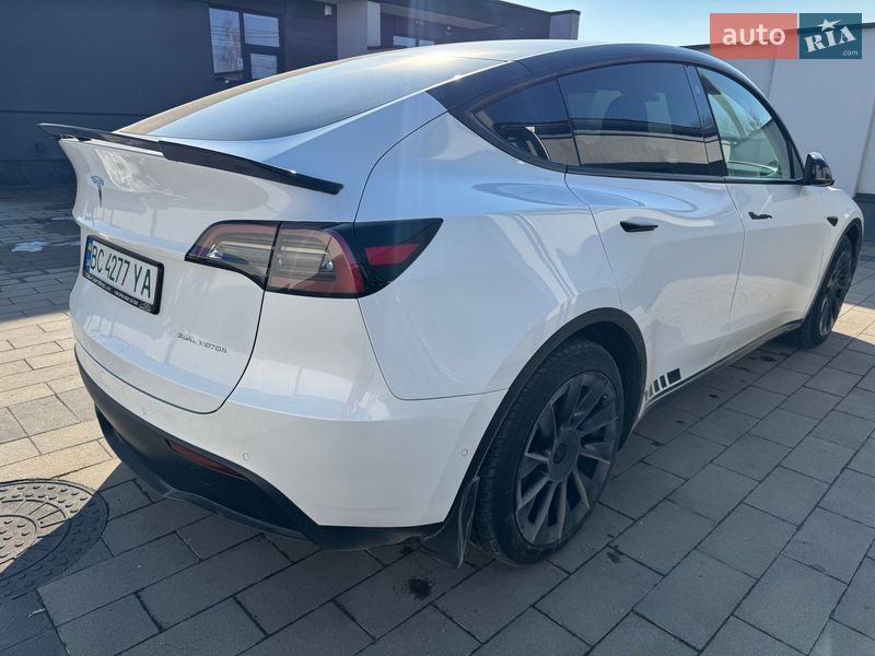 Внедорожник / Кроссовер Tesla Model Y 2021 в Львове