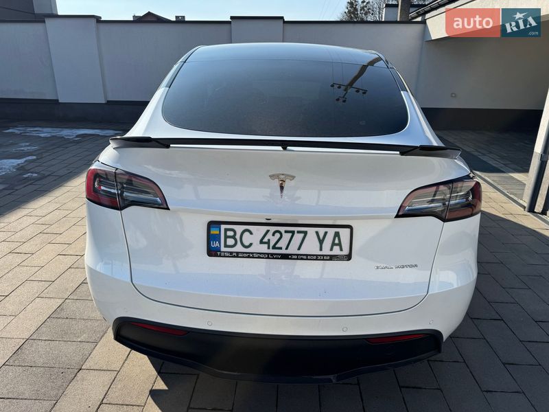 Внедорожник / Кроссовер Tesla Model Y 2021 в Львове