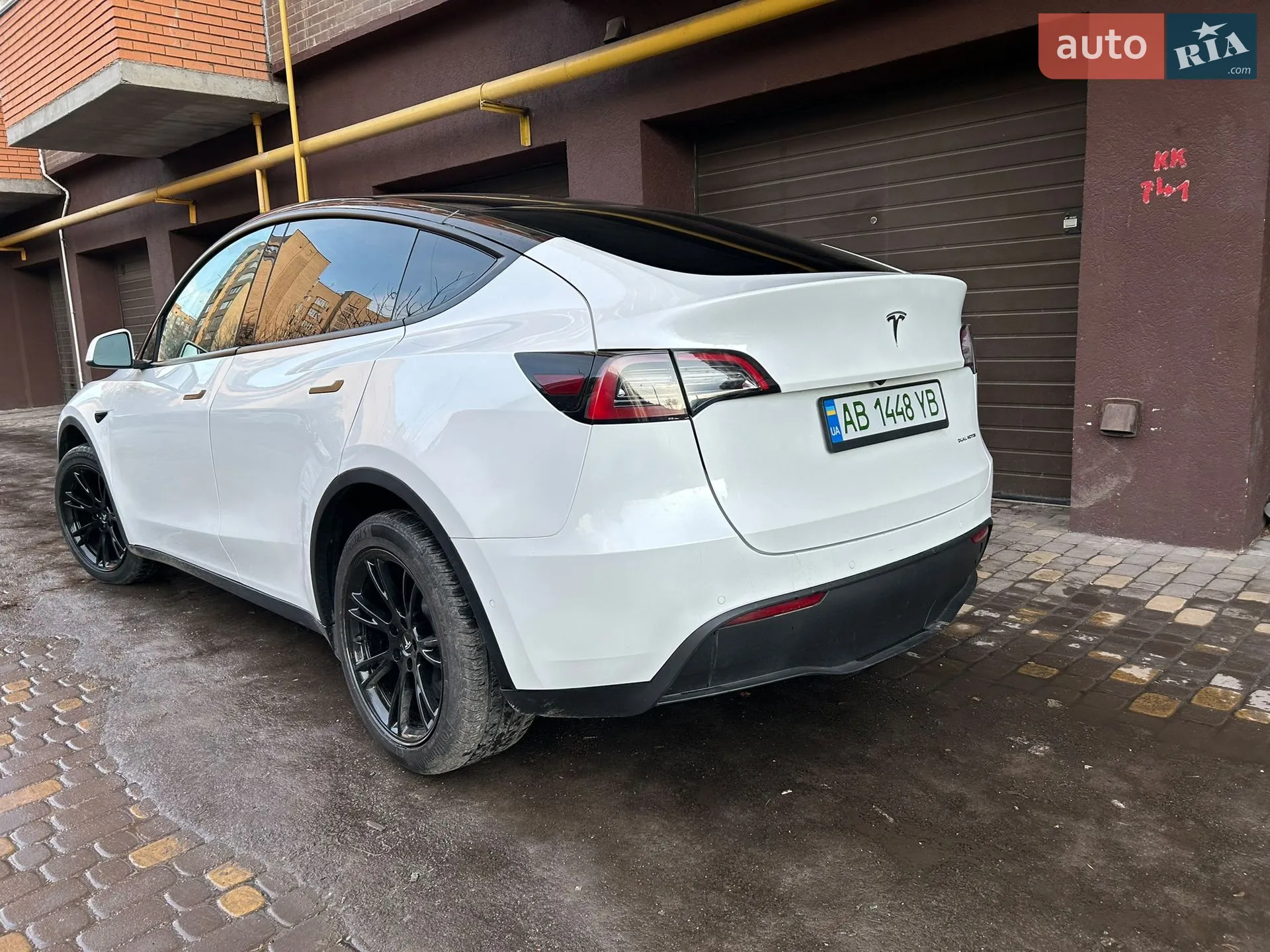 2022 Tesla Model Y - мініатюра 4