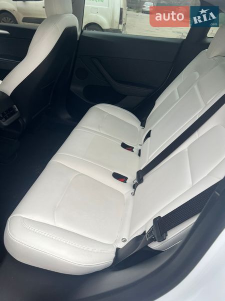 Внедорожник / Кроссовер Tesla Model Y 2022 в Белой Церкви