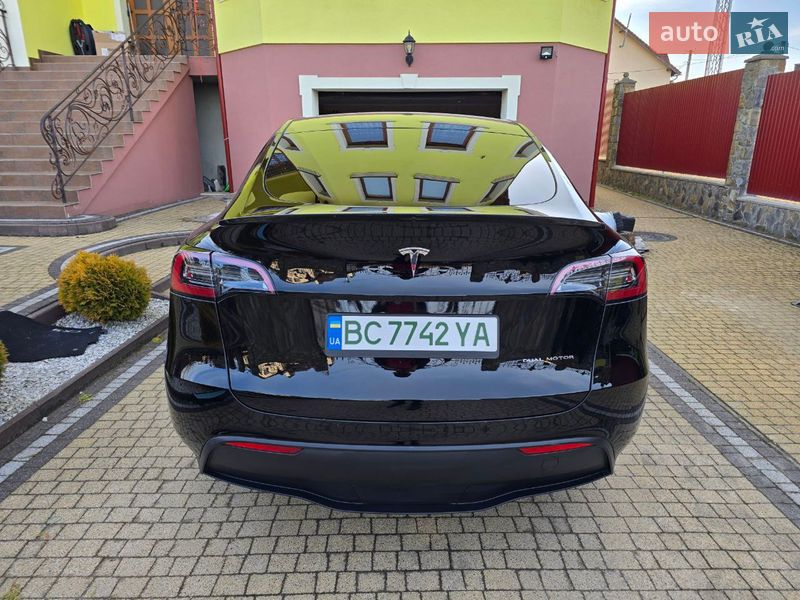 Позашляховик / Кросовер Tesla Model Y 2022 в Трускавці