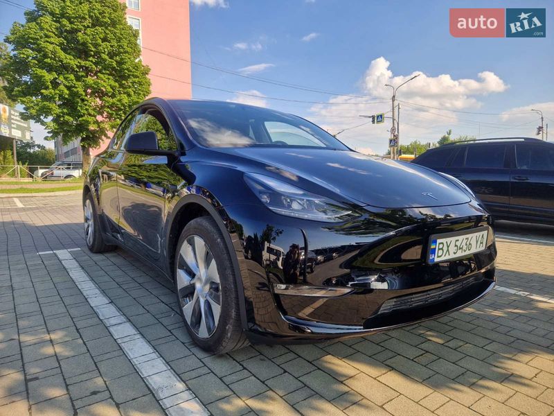 Позашляховик / Кросовер Tesla Model Y 2023 в Хмельницькому