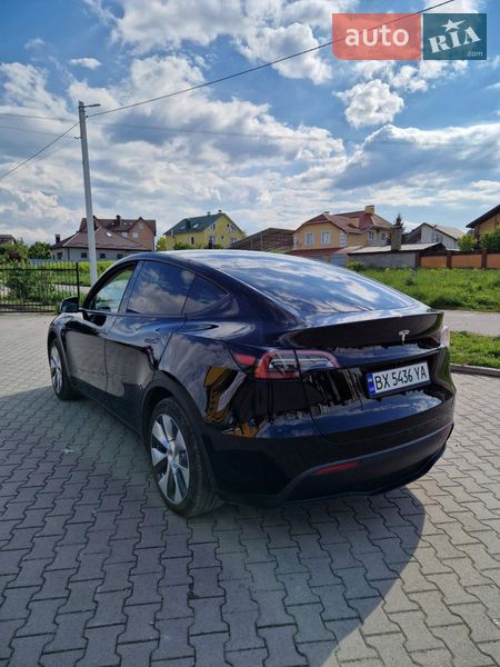 Позашляховик / Кросовер Tesla Model Y 2023 в Хмельницькому