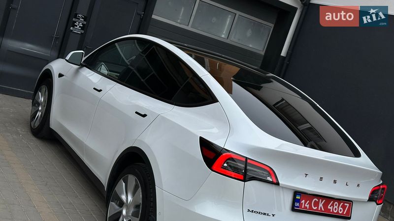 Внедорожник / Кроссовер Tesla Model Y 2021 в Самборе