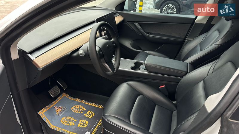 Внедорожник / Кроссовер Tesla Model Y 2021 в Самборе