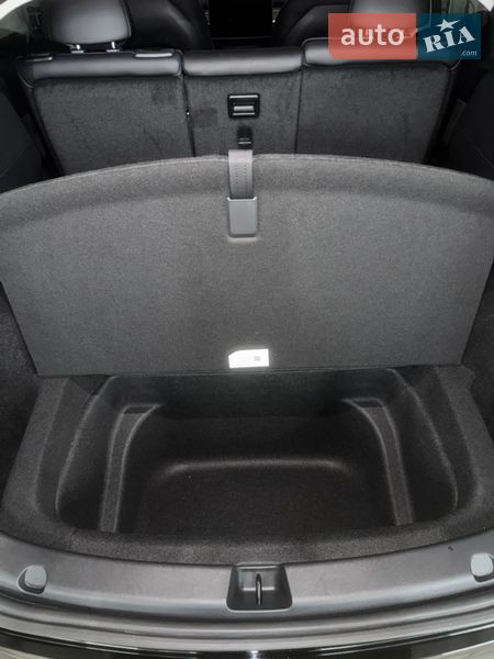 Внедорожник / Кроссовер Tesla Model Y 2025 в Киеве фото 21 Внедорожник / Кроссовер Tesla Model Y 2025 в Киеве