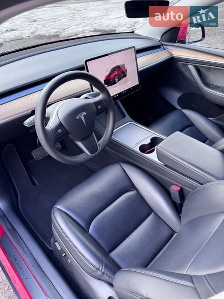Позашляховик / Кросовер Tesla Model Y 2023 в Києві