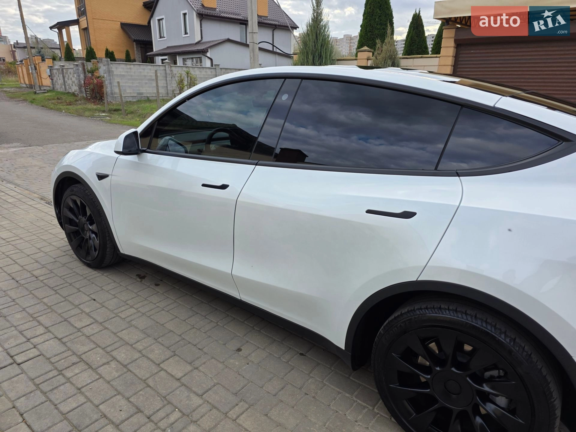 2022 Tesla Model Y - мініатюра 9