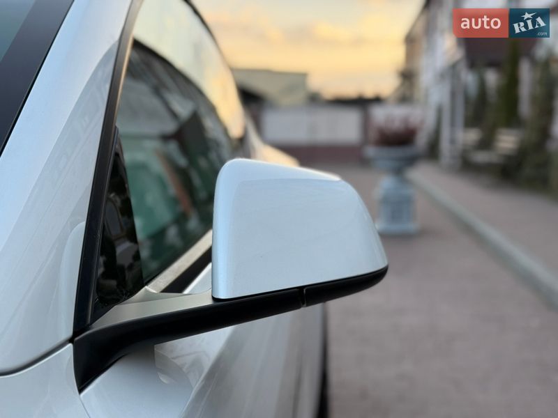 Внедорожник / Кроссовер Tesla Model Y 2022 в Стрые фото 23 Внедорожник / Кроссовер Tesla Model Y 2022 в Стрые