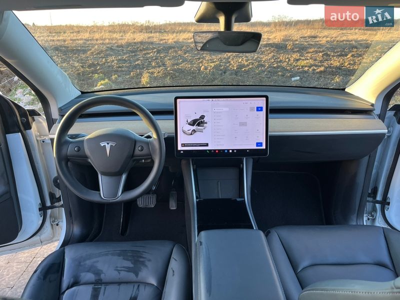 Внедорожник / Кроссовер Tesla Model Y 2020 в Львове