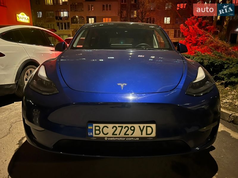 Внедорожник / Кроссовер Tesla Model Y 2023 в Львове
