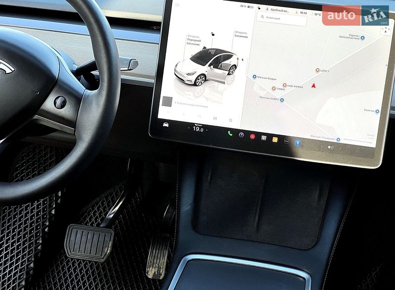 Внедорожник / Кроссовер Tesla Model Y 2023 в Луцке