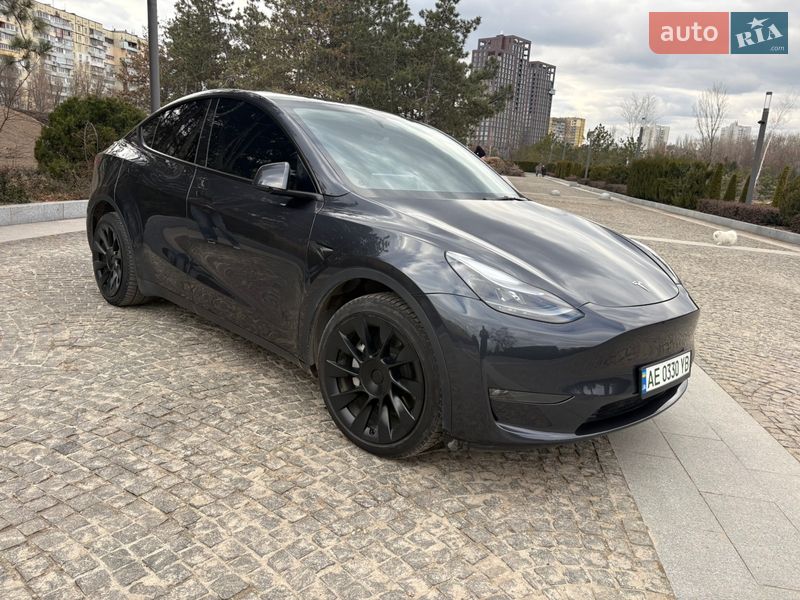 Позашляховик / Кросовер Tesla Model Y 2024 в Дніпрі