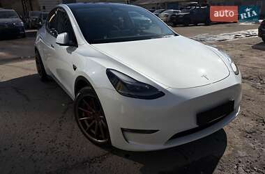Внедорожник / Кроссовер Tesla Model Y 2022 в Киеве