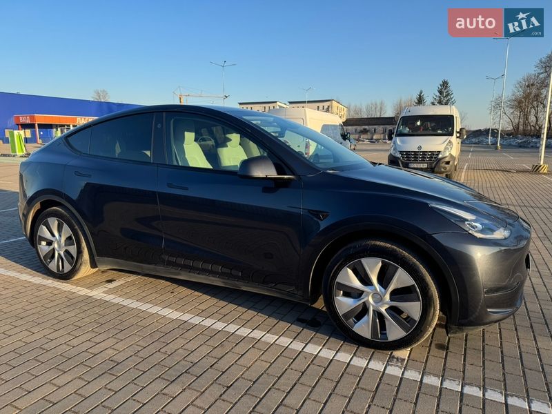 Позашляховик / Кросовер Tesla Model Y 2024 в Тернополі