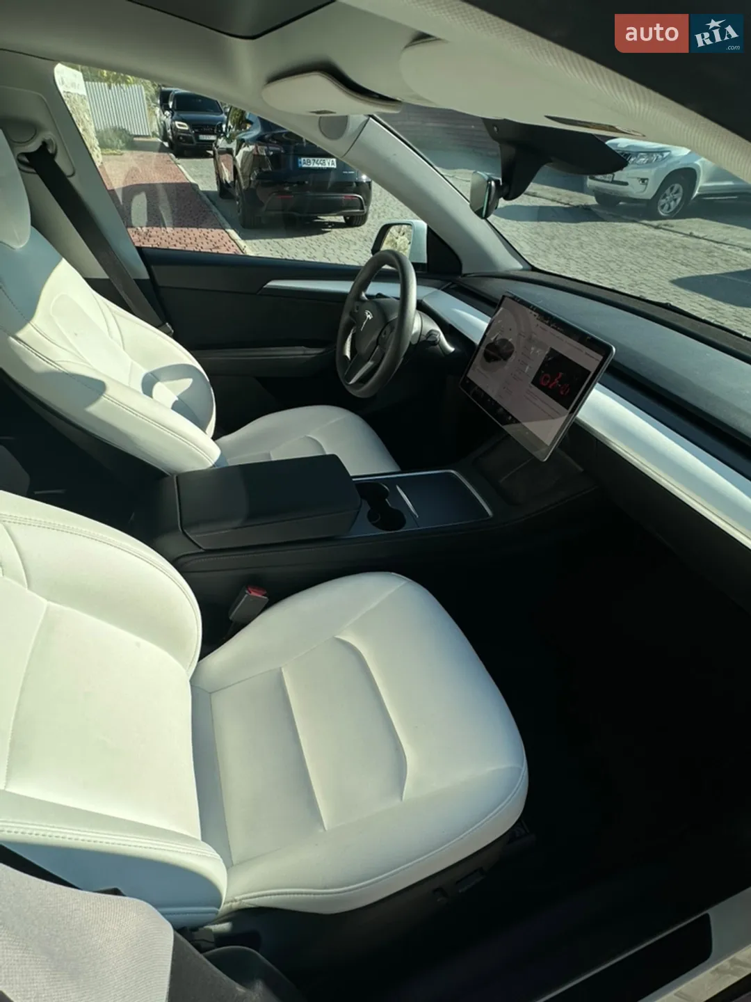 2023 Tesla Model Y - мініатюра 5