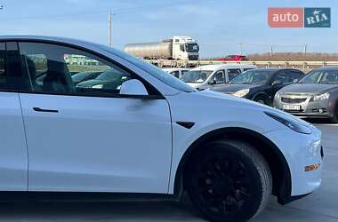 Позашляховик / Кросовер Tesla Model Y 2023 в Львові