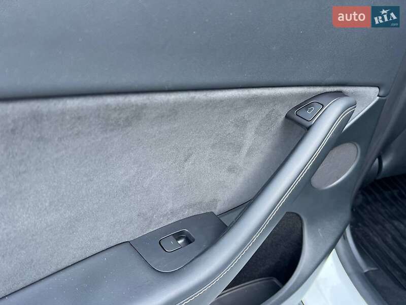 Позашляховик / Кросовер Tesla Model Y 2023 в Львові