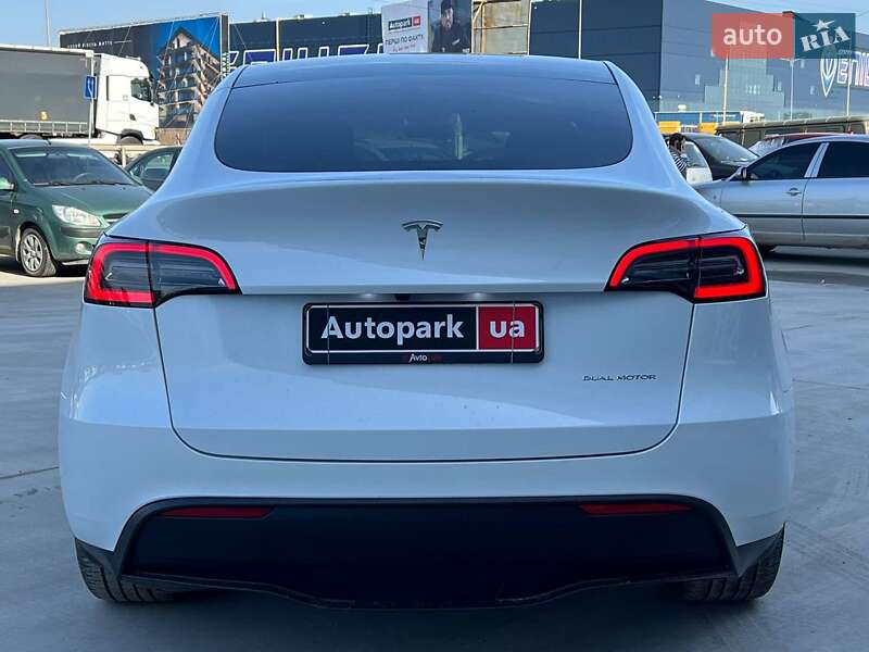 Позашляховик / Кросовер Tesla Model Y 2023 в Львові