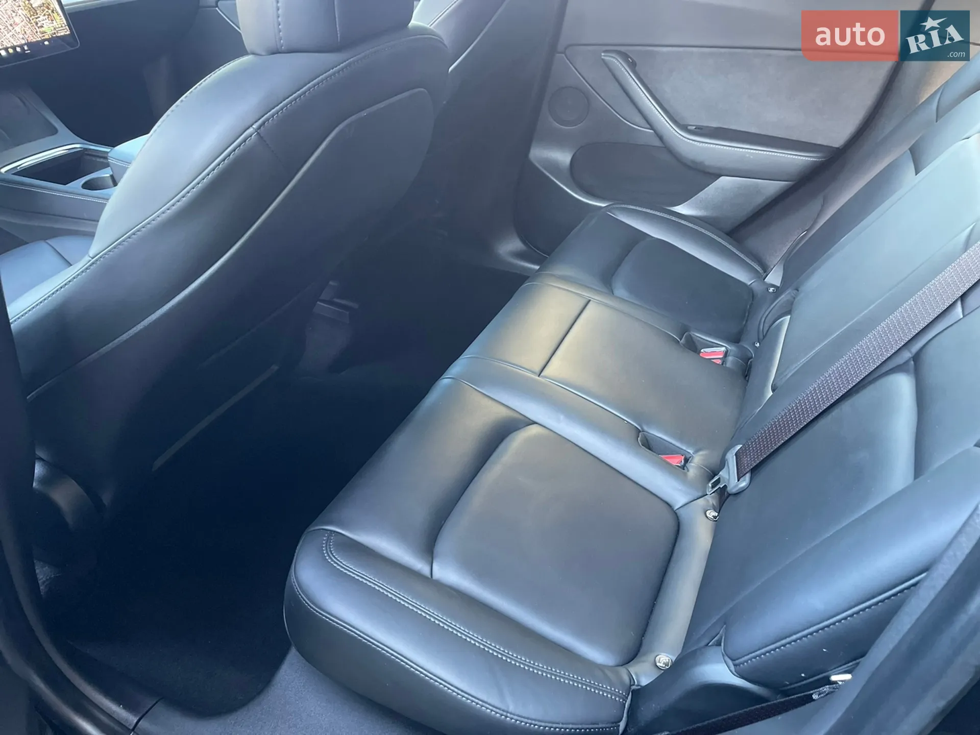 2021 Tesla Model Y - мініатюра 21