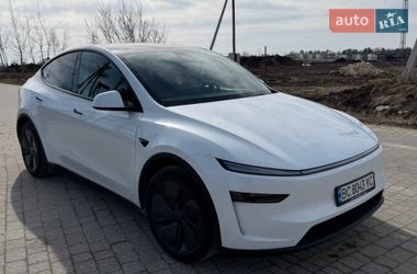 Внедорожник / Кроссовер Tesla Model Y 2025 в Львове