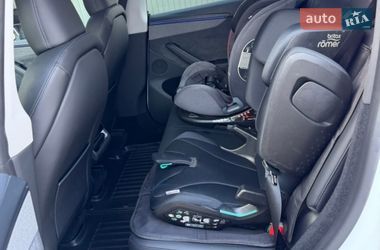 Внедорожник / Кроссовер Tesla Model Y 2025 в Львове