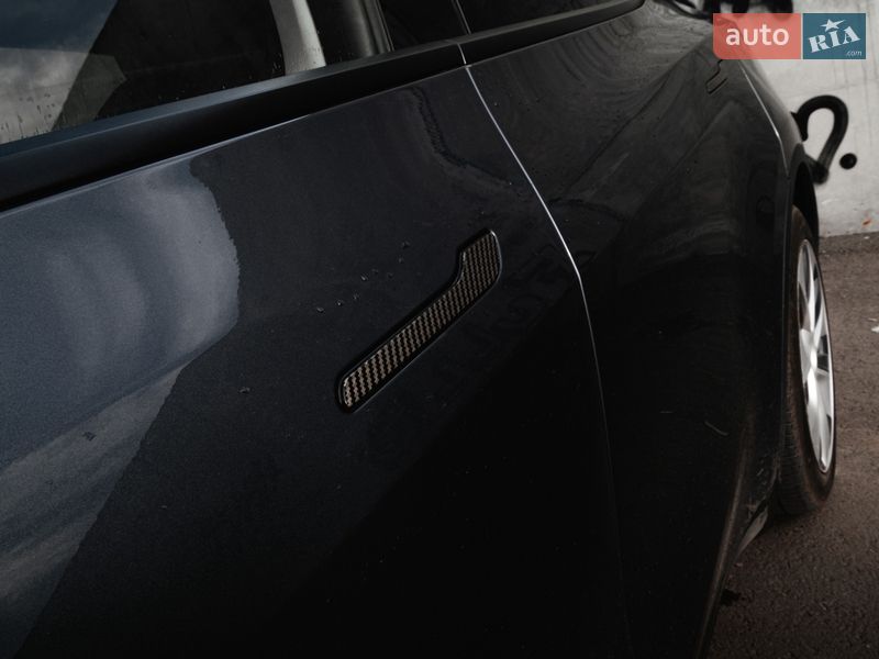 Внедорожник / Кроссовер Tesla Model Y 2022 в Львове