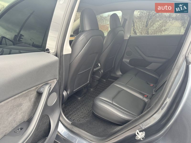 Внедорожник / Кроссовер Tesla Model Y 2022 в Харькове