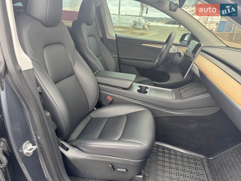 Внедорожник / Кроссовер Tesla Model Y 2022 в Харькове