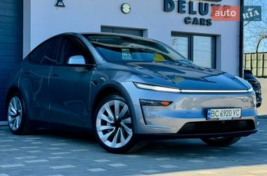 Внедорожник / Кроссовер Tesla Model Y 2025 в Дрогобыче