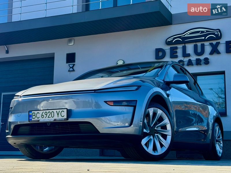 Внедорожник / Кроссовер Tesla Model Y 2025 в Дрогобыче