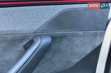 Внедорожник / Кроссовер Tesla Model Y 2025 в Дрогобыче