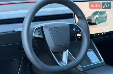 Внедорожник / Кроссовер Tesla Model Y 2025 в Дрогобыче