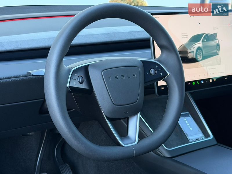 Внедорожник / Кроссовер Tesla Model Y 2025 в Дрогобыче