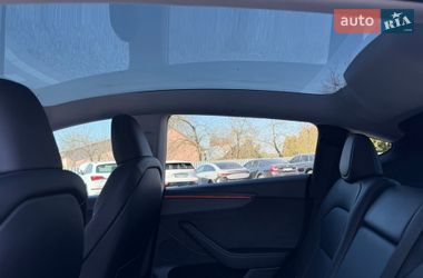 Внедорожник / Кроссовер Tesla Model Y 2025 в Дрогобыче