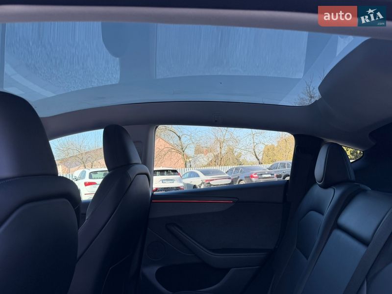 Внедорожник / Кроссовер Tesla Model Y 2025 в Дрогобыче