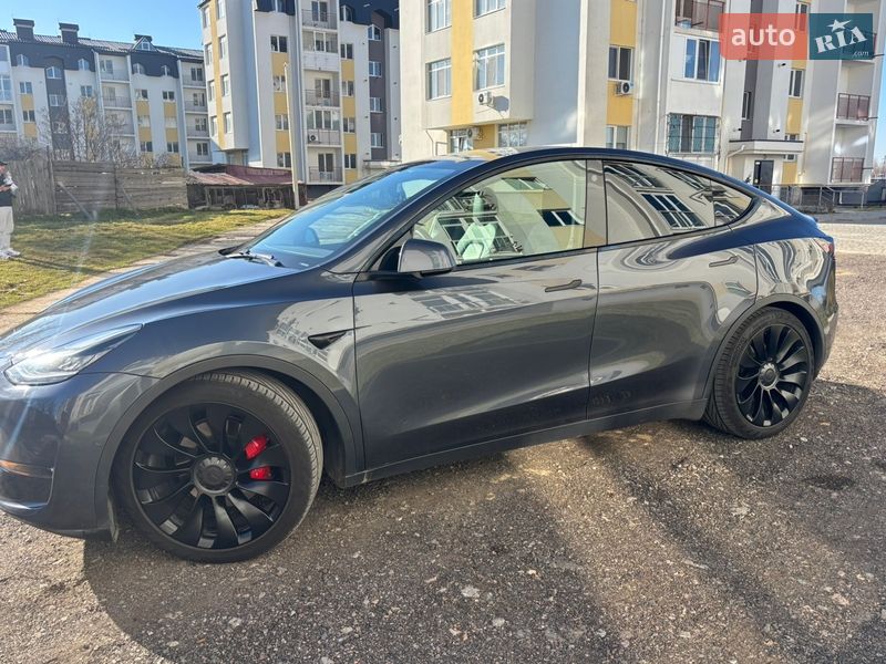Внедорожник / Кроссовер Tesla Model Y 2020 в Черноморске