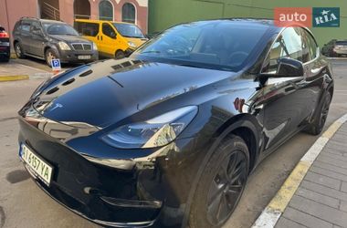 Внедорожник / Кроссовер Tesla Model Y 2025 в Киеве