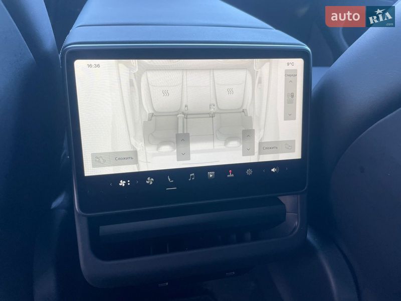 Внедорожник / Кроссовер Tesla Model Y 2025 в Ровно