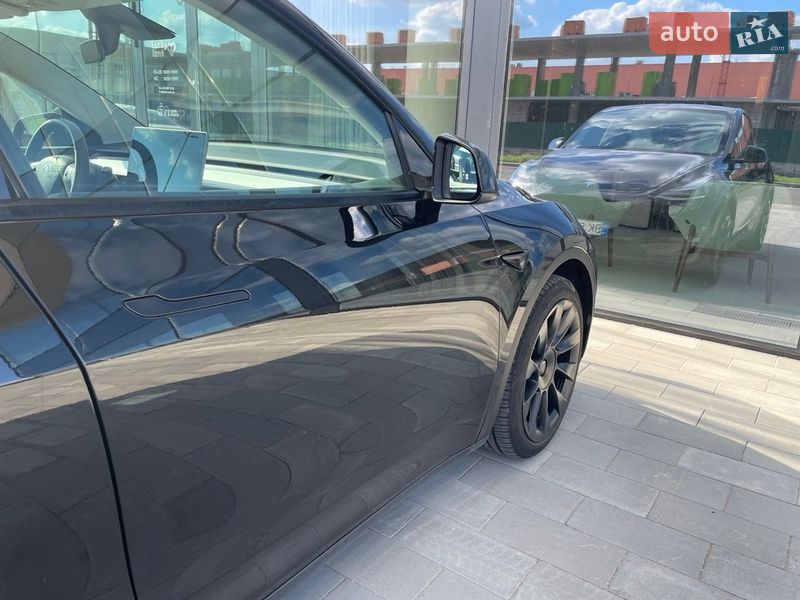 Позашляховик / Кросовер Tesla Model Y 2020 в Києві