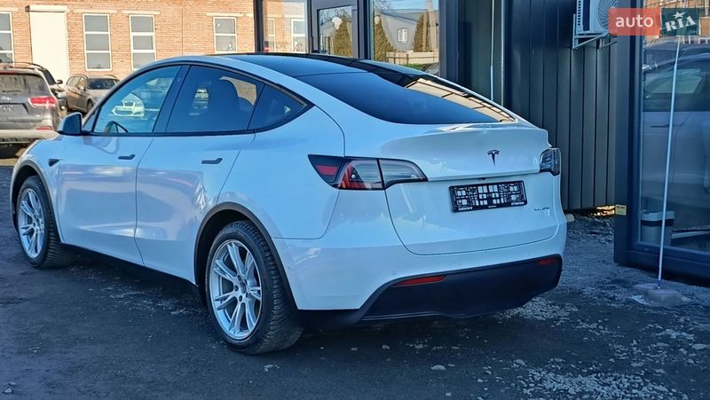 Внедорожник / Кроссовер Tesla Model Y 2020 в Луцке