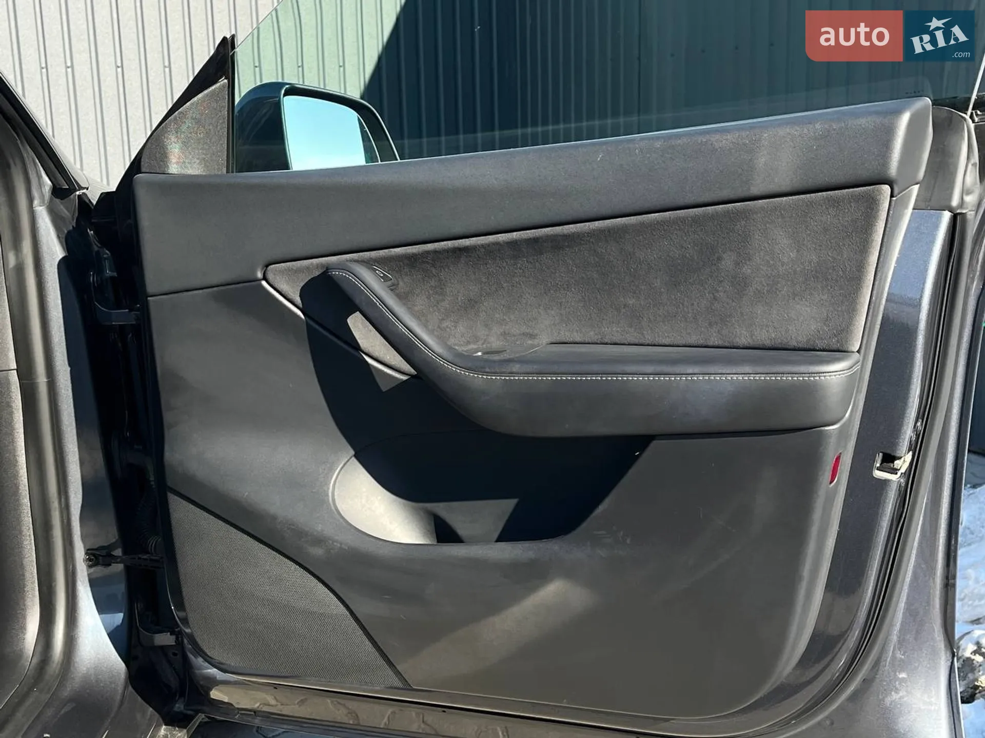 2021 Tesla Model Y - мініатюра 19