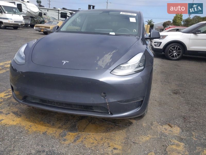 Tesla Model Y 2023 Tesla Model Y 2023