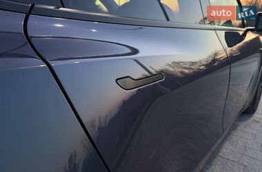 Внедорожник / Кроссовер Tesla Model Y 2022 в Львове