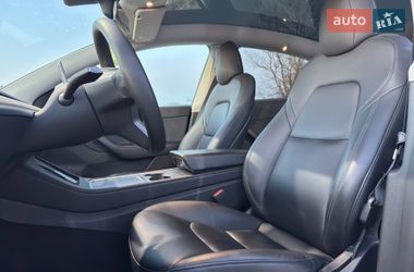 Внедорожник / Кроссовер Tesla Model Y 2022 в Львове