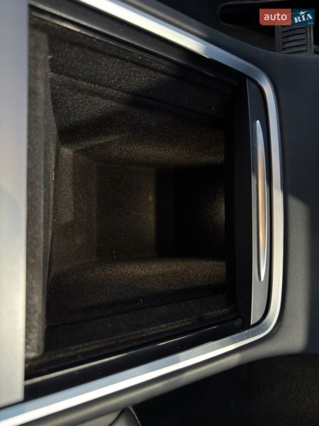 Внедорожник / Кроссовер Tesla Model Y 2022 в Львове фото 49 Внедорожник / Кроссовер Tesla Model Y 2022 в Львове