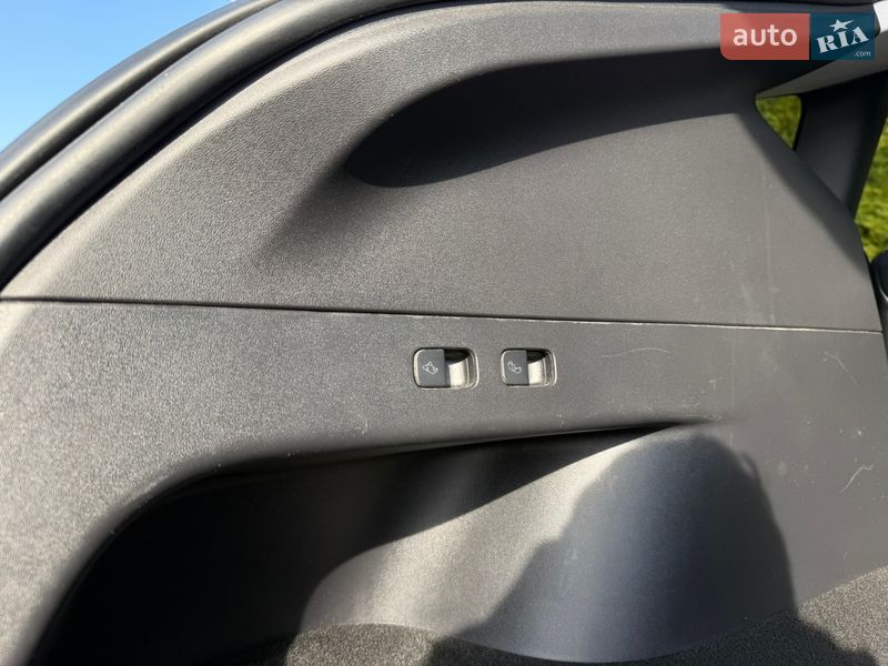 Внедорожник / Кроссовер Tesla Model Y 2021 в Стрые фото 41 Внедорожник / Кроссовер Tesla Model Y 2021 в Стрые